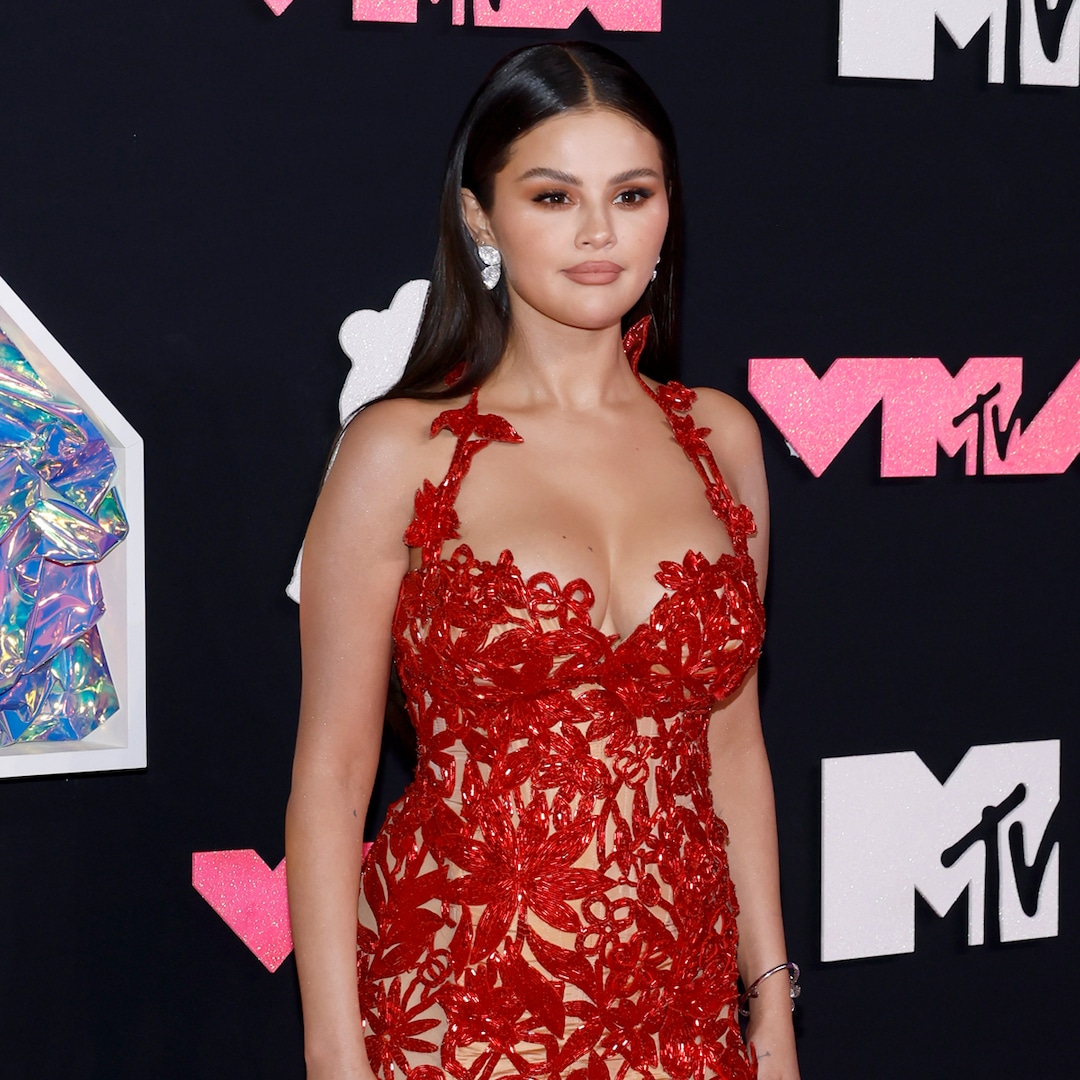 Selena Gomez Declares She’ll “Never Be a Meme Again” After MTV VMAs 2023 Appearance – E! Online